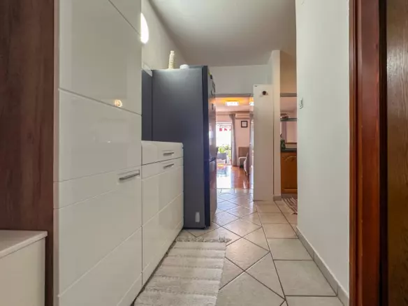 2-bedroom Apartment In Srdoči, Croatia (64 M²)