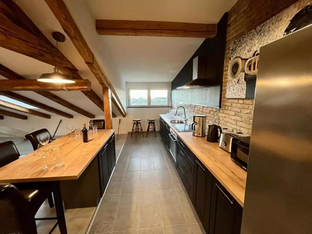 2-bedroom Apartment In Centar, Croatia (122 M²)
