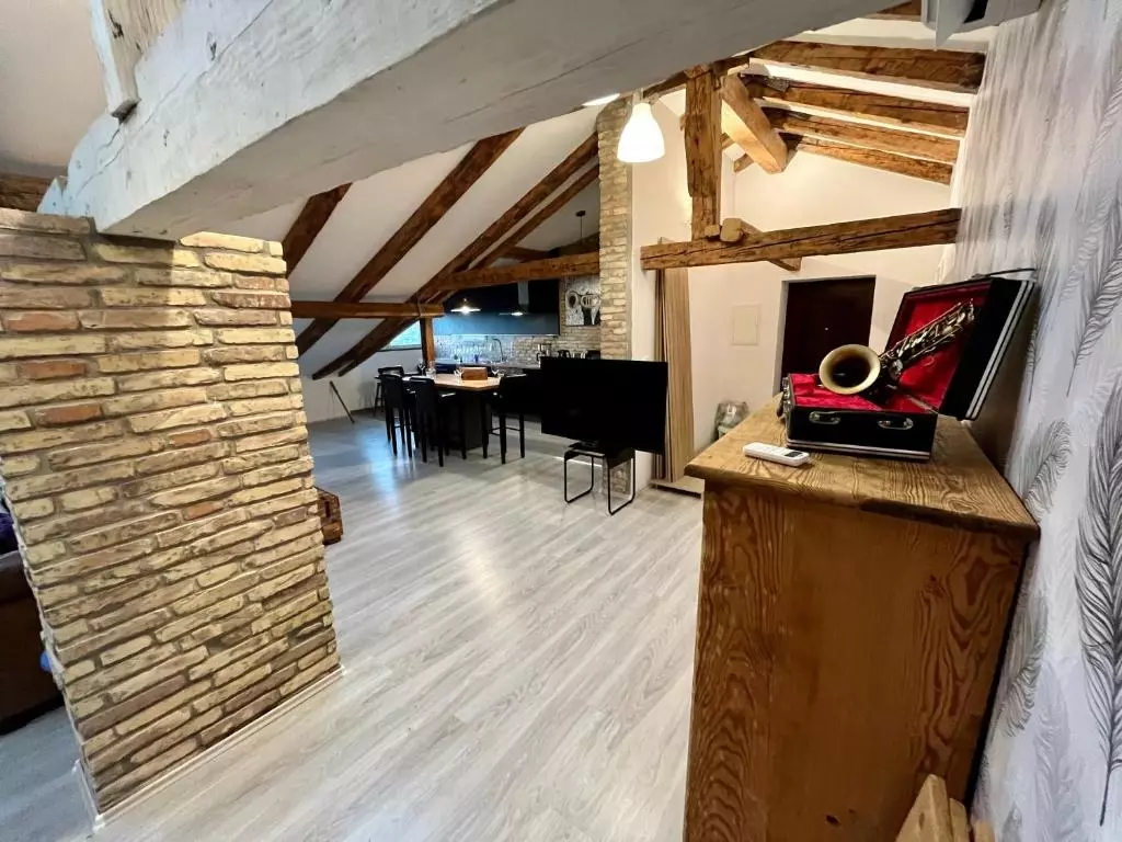 2-bedroom Apartment In Centar, Croatia (122 M²)