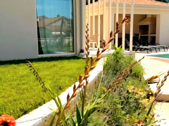 4-bedroom Villa In Tar, Croatia (180 M²)