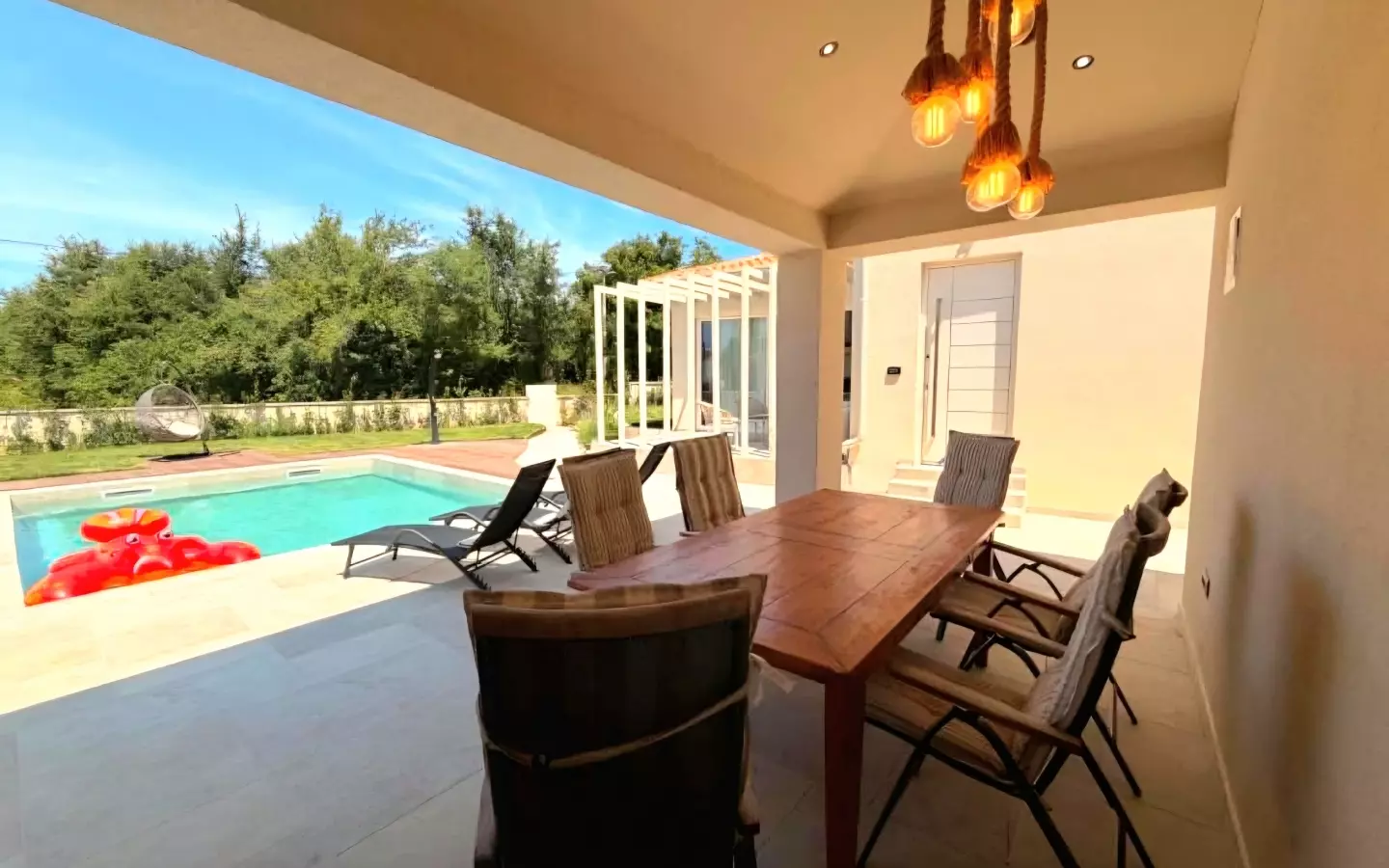 4-bedroom Villa In Tar, Croatia (180 M²)