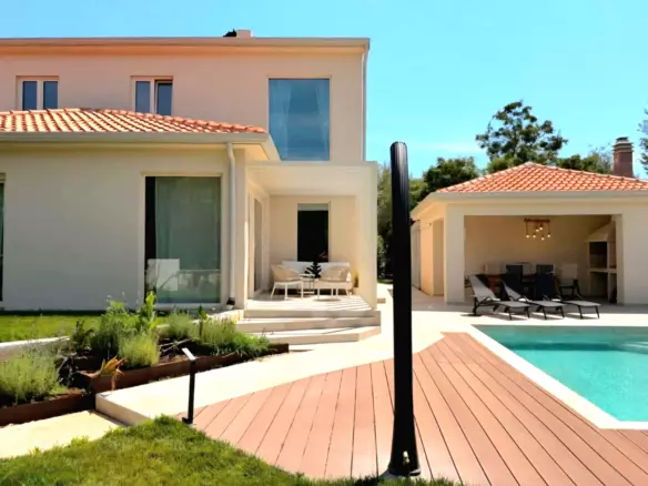 4-bedroom Villa In Tar, Croatia (180 M²)