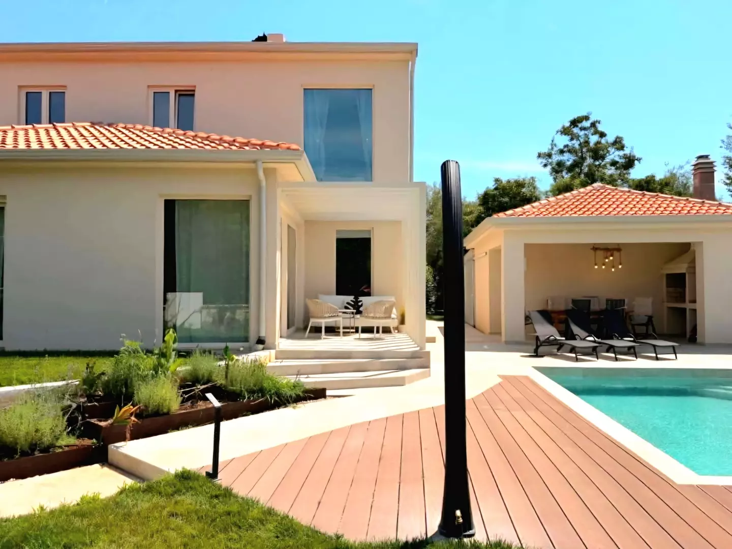 4-bedroom Villa In Tar, Croatia (180 M²)