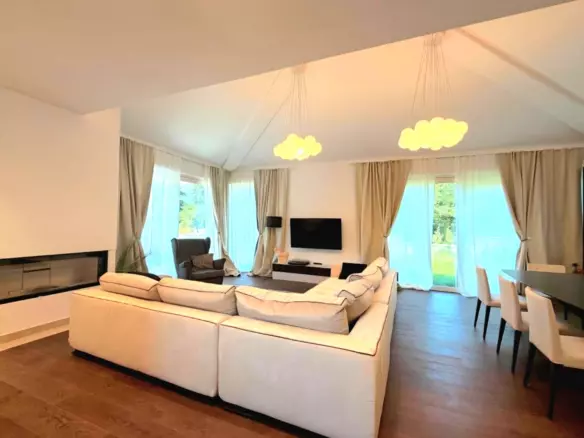 4-bedroom Villa In Tar, Croatia (180 M²)