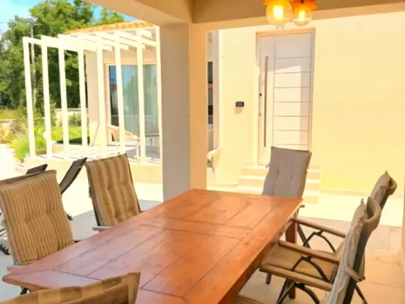4-bedroom Villa In Tar, Croatia (180 M²)