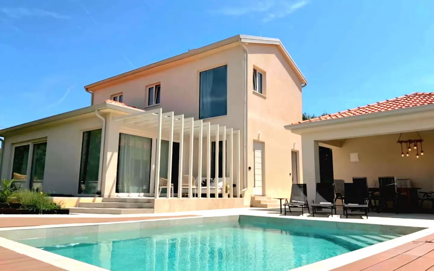 4-bedroom Villa In Tar, Croatia (180 M²)
