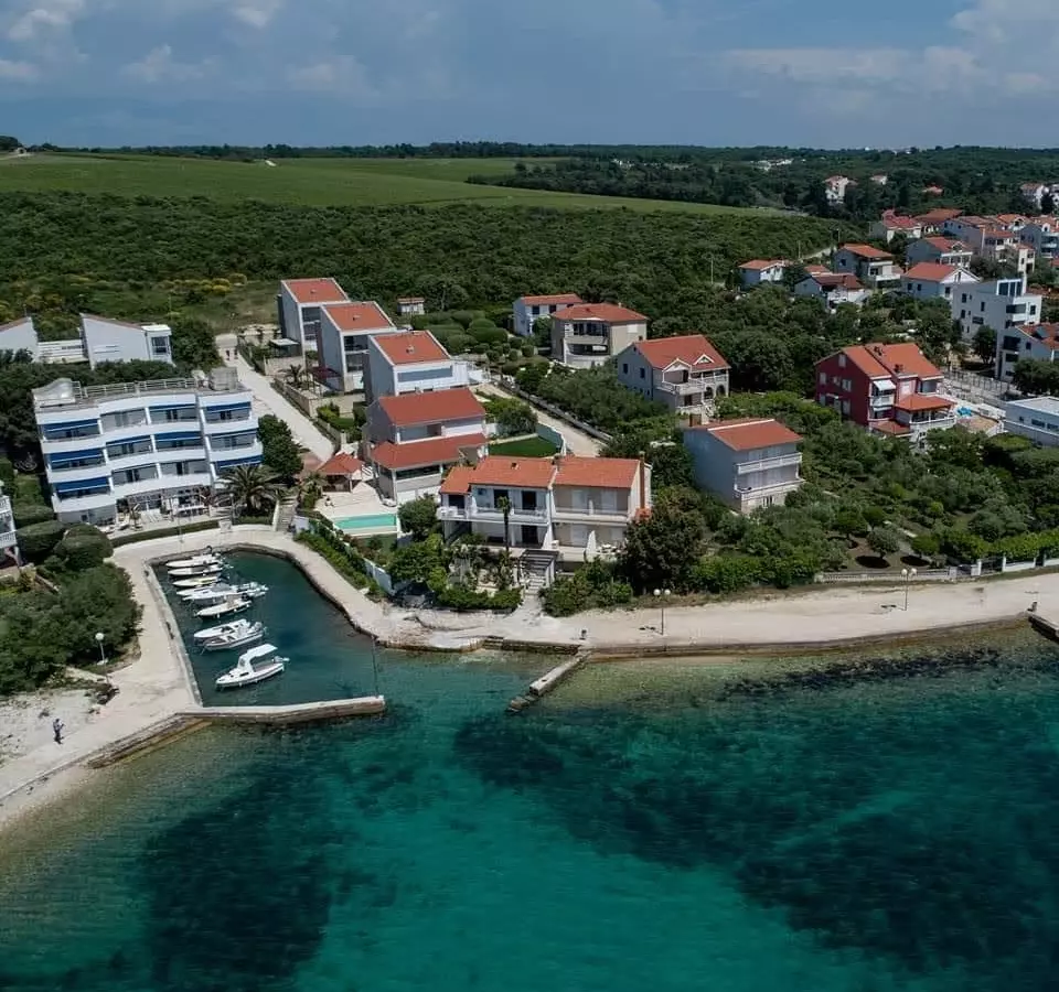 2-bedroom Apartment In Petrčane, Croatia (5.107 M²)