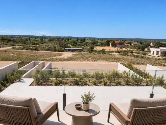 3-bedroom Villa In Kakma, Croatia (415 M²)