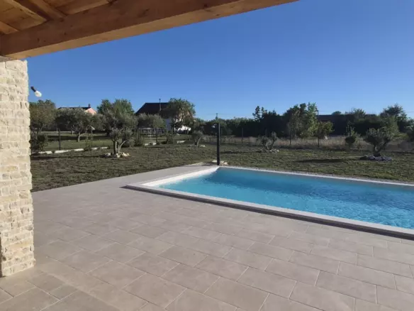 4-bedroom Villa In Zemunik Donji, Croatia (187 M²)