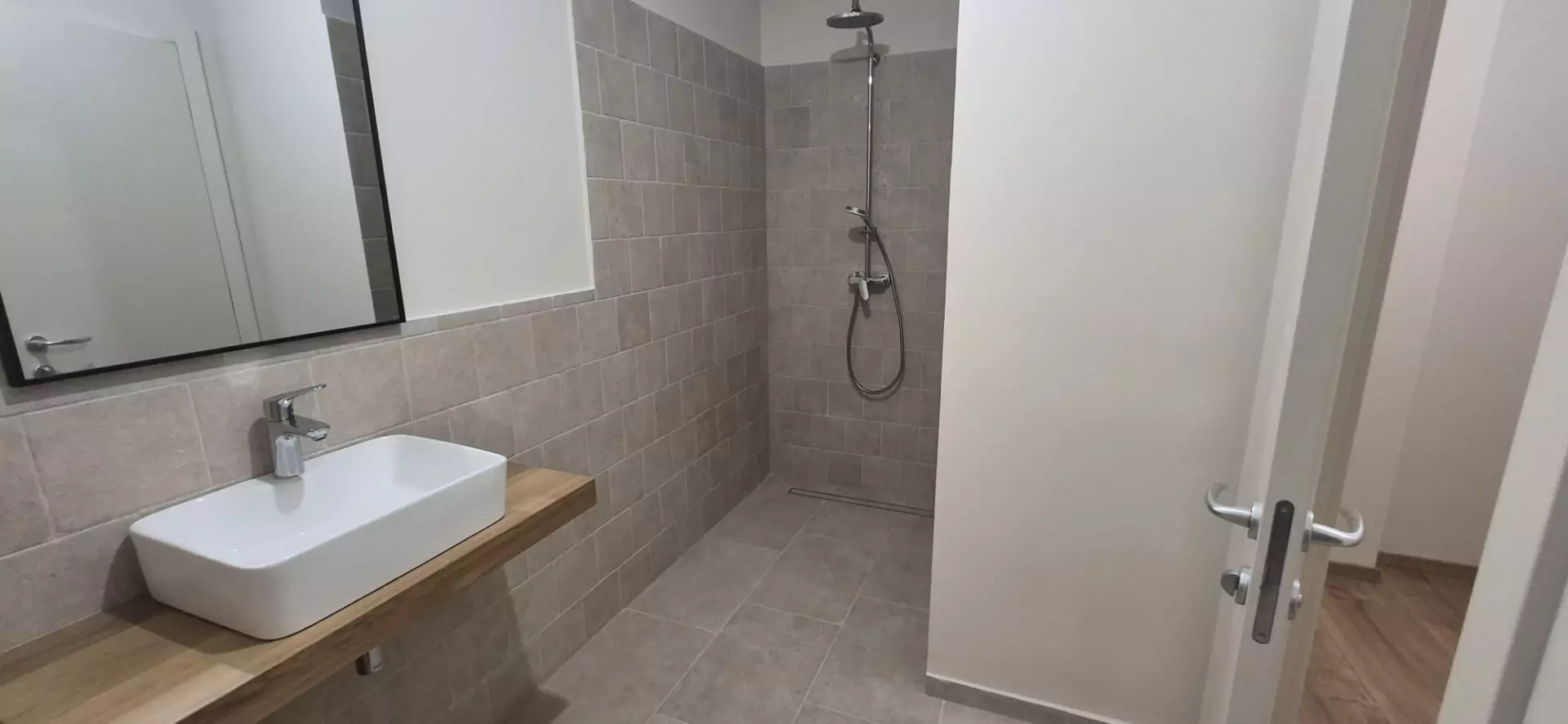 original_1790078815_whatsapp-image-2026-09-22-at-13-453d01 4-bedroom Villa In Zemunik Donji, Croatia (187 M²)