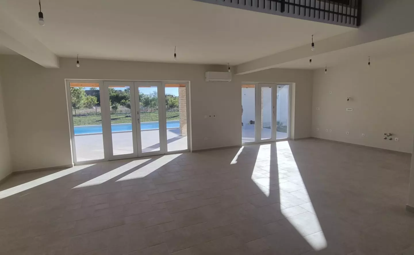 4-bedroom Villa In Zemunik Donji, Croatia (187 M²)