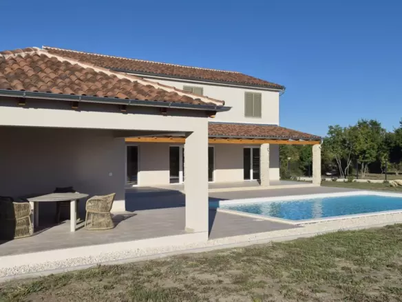 4-bedroom Villa In Zemunik Donji, Croatia (187 M²)