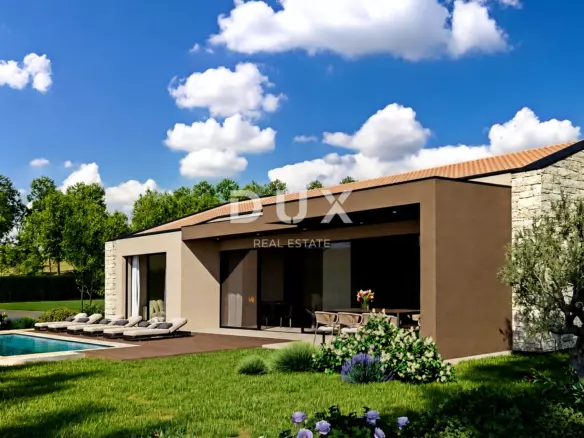 Land In Pićan, Croatia (3.556 M²)