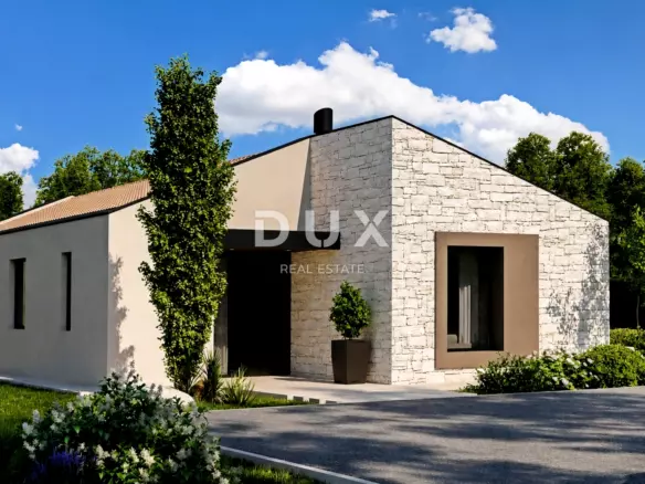 Land In Pićan, Croatia (3.556 M²)