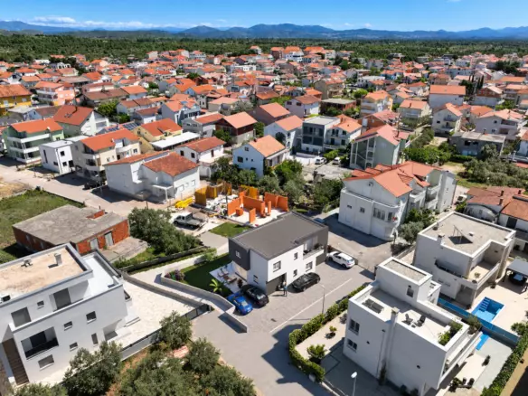 3-bedroom Apartment In Vodice, Croatia (105 M²)