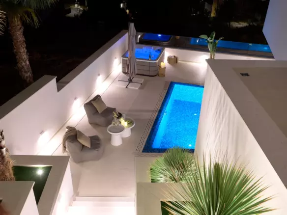 4-bedroom Villa In Čiovo, Croatia (351 M²)