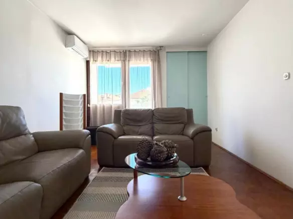 3-bedroom Apartment In Biograd Na Moru, Croatia (79 M²)