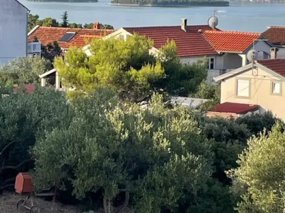 2-bedroom Apartment In Sveti Filip I Jakov, Croatia (78 M²)
