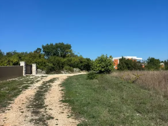 Land In Krnica, Croatia (604 M²)