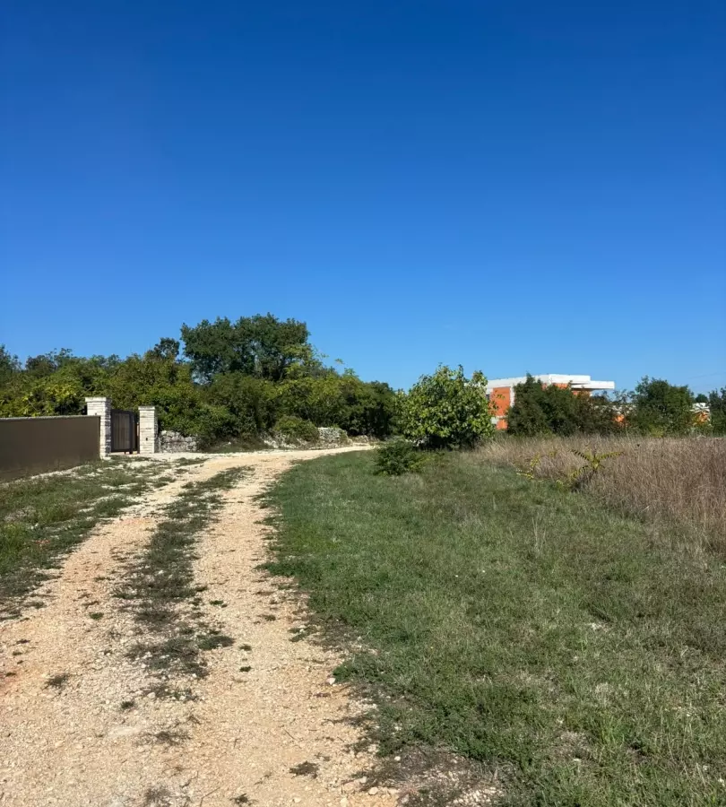 Land In Krnica, Croatia (604 M²)