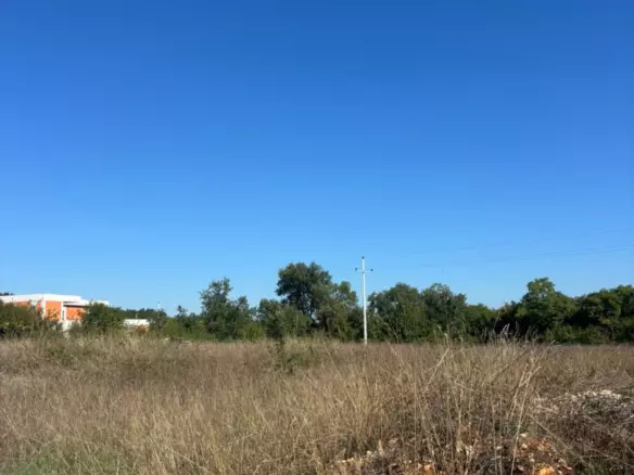 Land In Krnica, Croatia (604 M²)