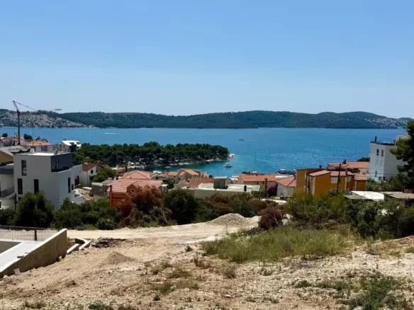 2-bedroom Apartment In Čiovo, Croatia (9.472 M²)