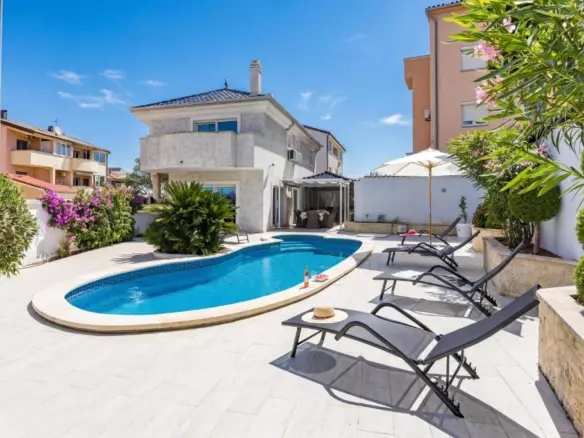 4-bedroom Detached House In Štinjan, Croatia (160 M²)