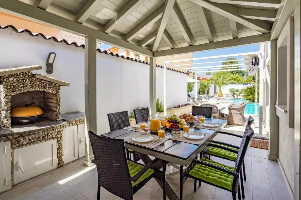 4-bedroom Detached House In Štinjan, Croatia (160 M²)