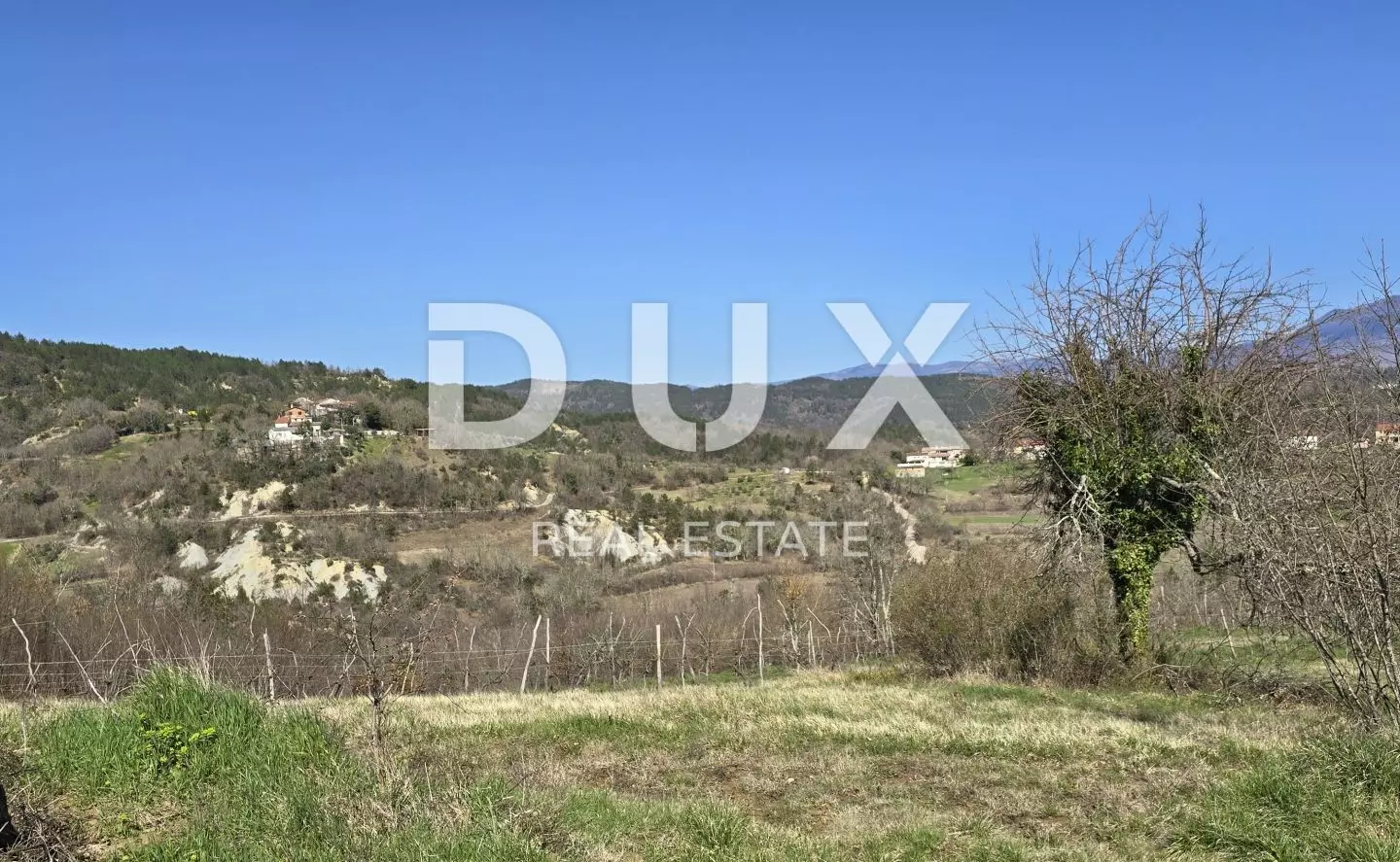 Land In Pićan, Croatia (530 M²)