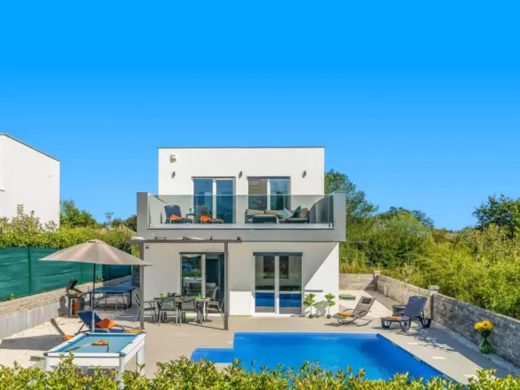 3-bedroom Detached House In Svetvinčenat, Croatia (131 M²)