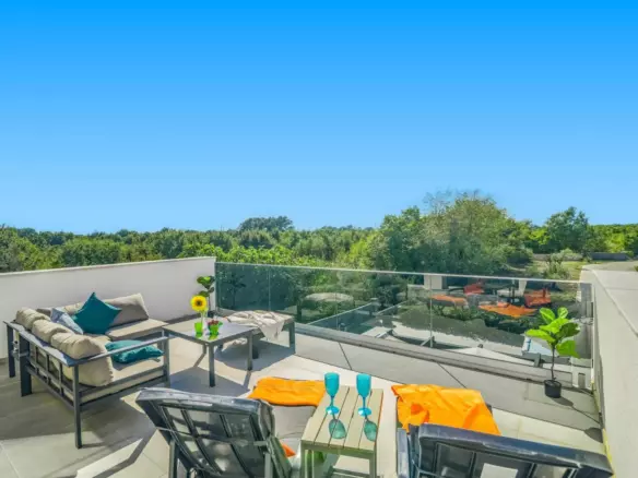3-bedroom Detached House In Svetvinčenat, Croatia (131 M²)