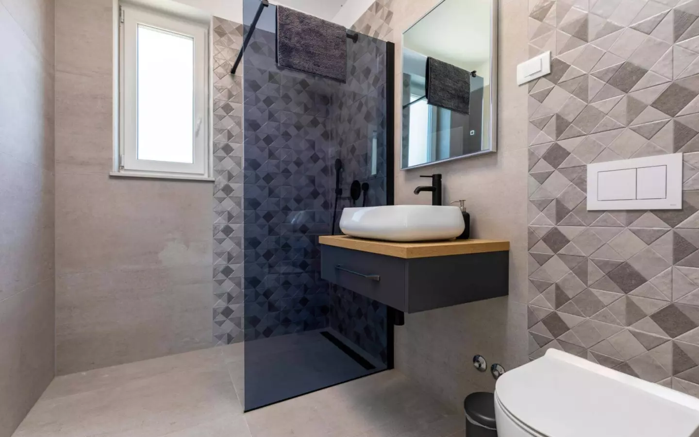 3-bedroom Detached House In Svetvinčenat, Croatia (131 M²)