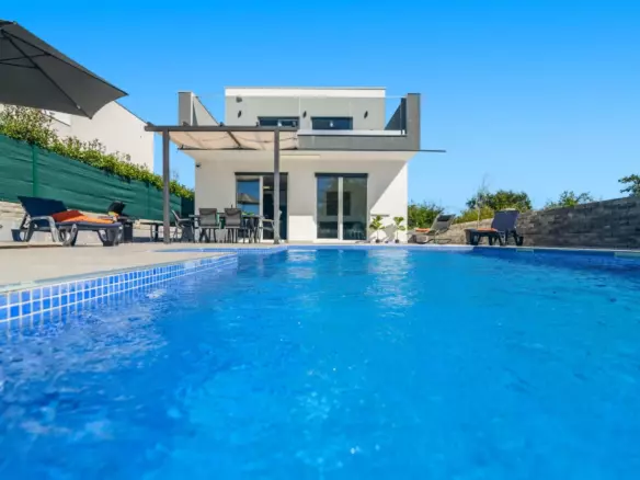 3-bedroom Detached House In Svetvinčenat, Croatia (131 M²)