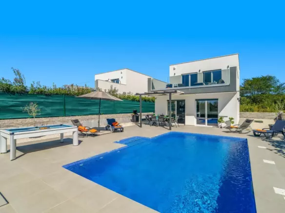 3-bedroom Detached House In Svetvinčenat, Croatia (131 M²)