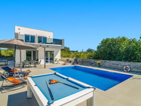 3-bedroom Detached House In Svetvinčenat, Croatia (131 M²)