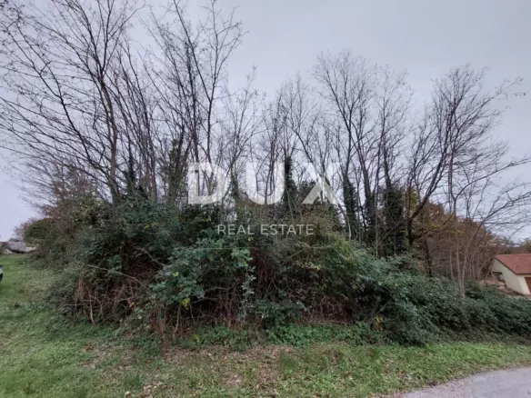 Land In Pićan, Croatia (1.364 M²)