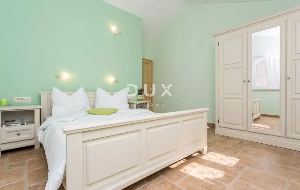 4-bedroom Detached House In Dobrinj, Croatia (205 M²)