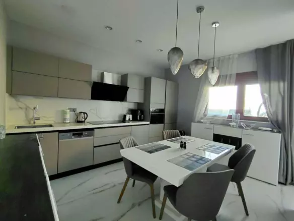 2-bedroom Flat In Loutraki-perachora, Greece (83 M²)