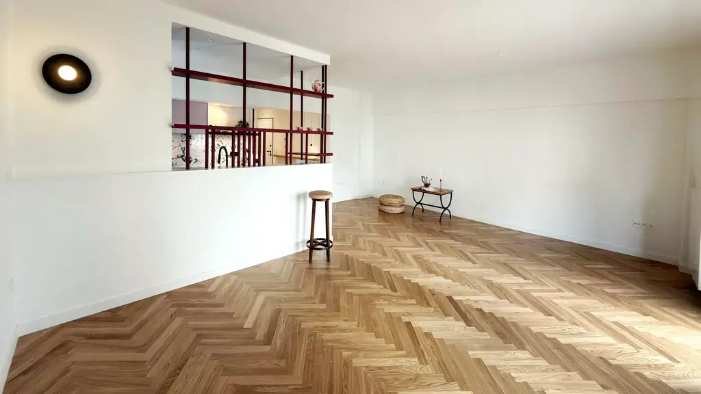 2-bedroom Flat In Palaio Faliro, Greece (95 M²)