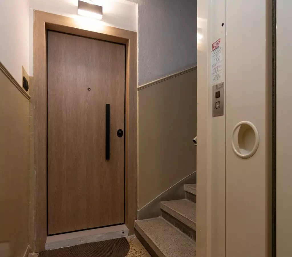 Flat In Ano Poli, Greece (27 M²)