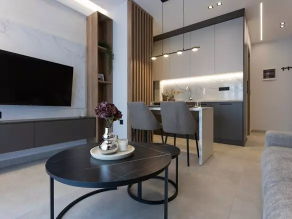 Flat In Ano Poli, Greece (28 M²)