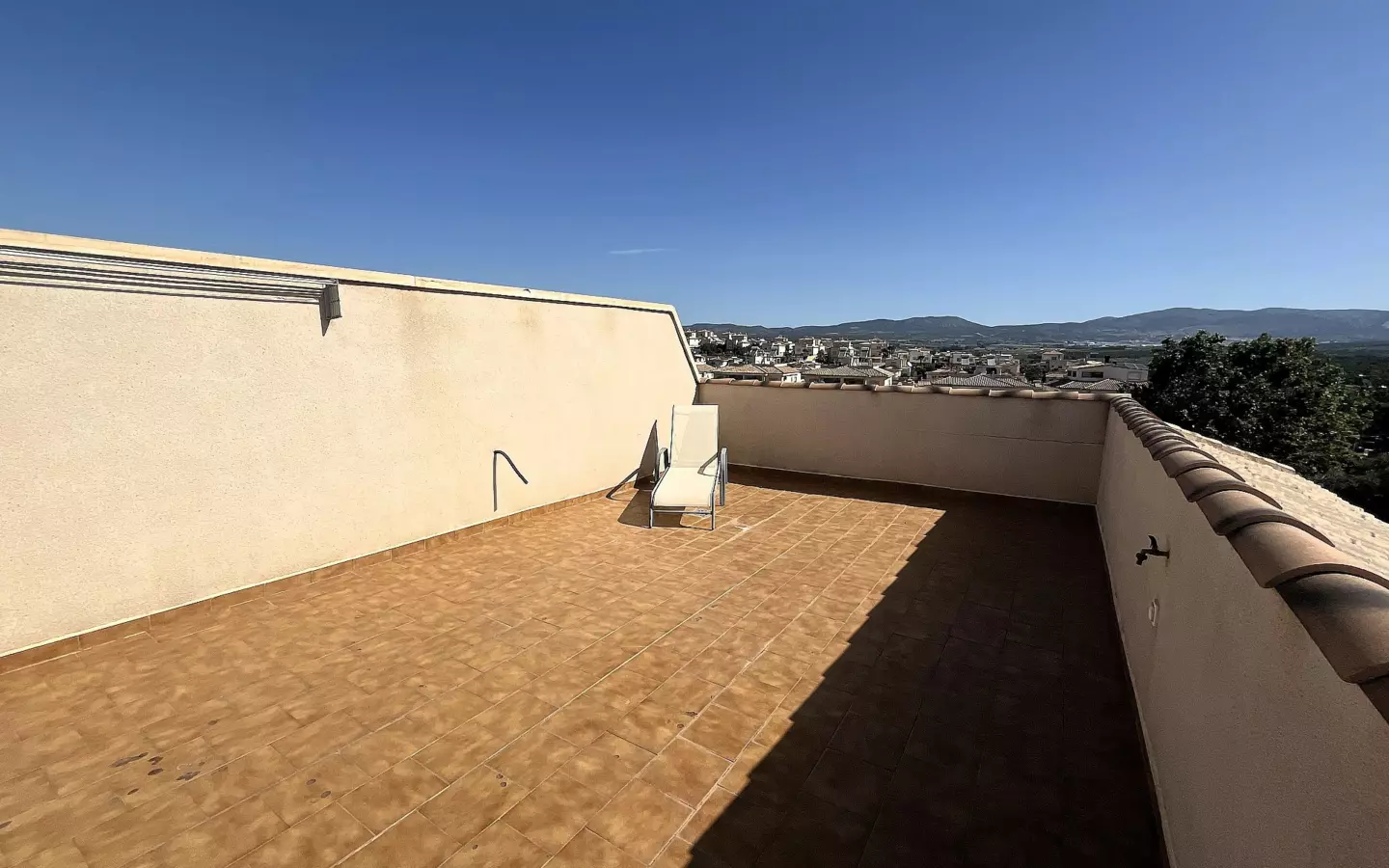 2-bedroom Apartment In Castalla, Spain (57 M²)