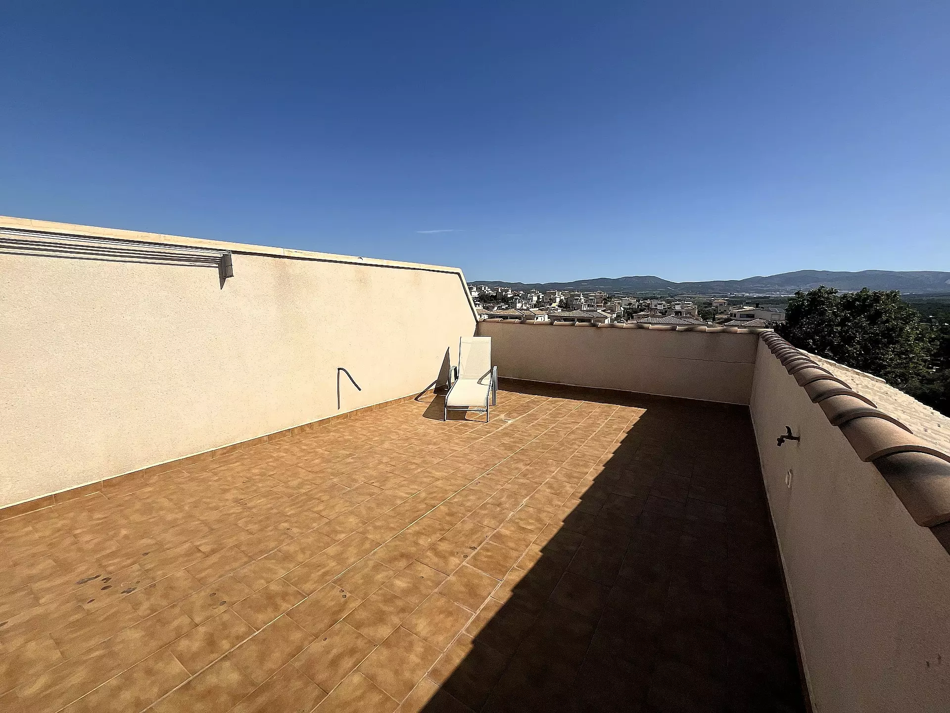 2-bedroom Apartment In Castalla, Spain (57 M²)