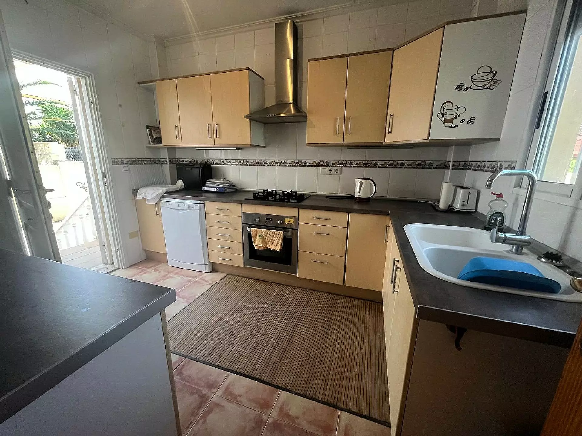 3-bedroom Detached Villa In Castalla, Spain (100 M²)