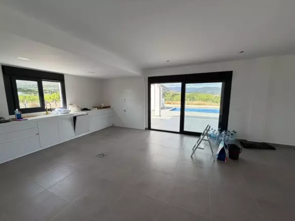4-bedroom Detached Villa In Macisvenda, Spain (177 M²)