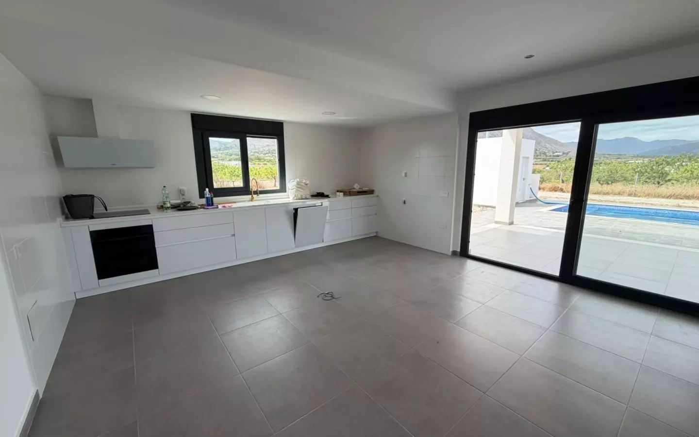 4-bedroom Detached Villa In Macisvenda, Spain (177 M²)