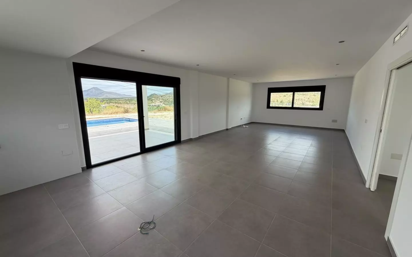 4-bedroom Detached Villa In Macisvenda, Spain (177 M²)