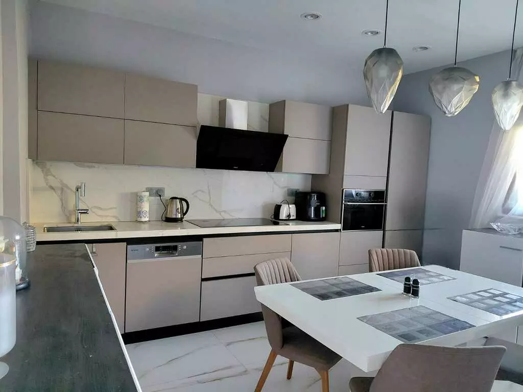2-bedroom Flat In Loutraki-perachora, Greece (83 M²)