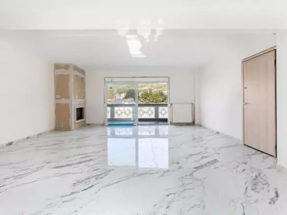 3-bedroom Flat In Chortiatis, Greece (145 M²)