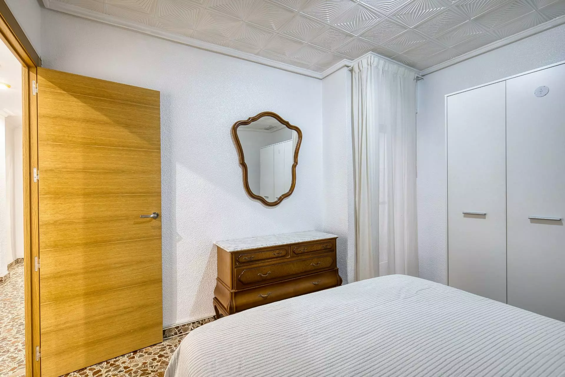 3-bedroom Flat In Elche, Spain (81 M²)